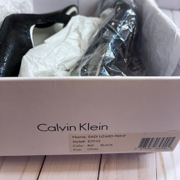 Calvin Klein Sadi Lizard Print Black Slingback Heels Size 9, Original Box. - Picture 7 of 13